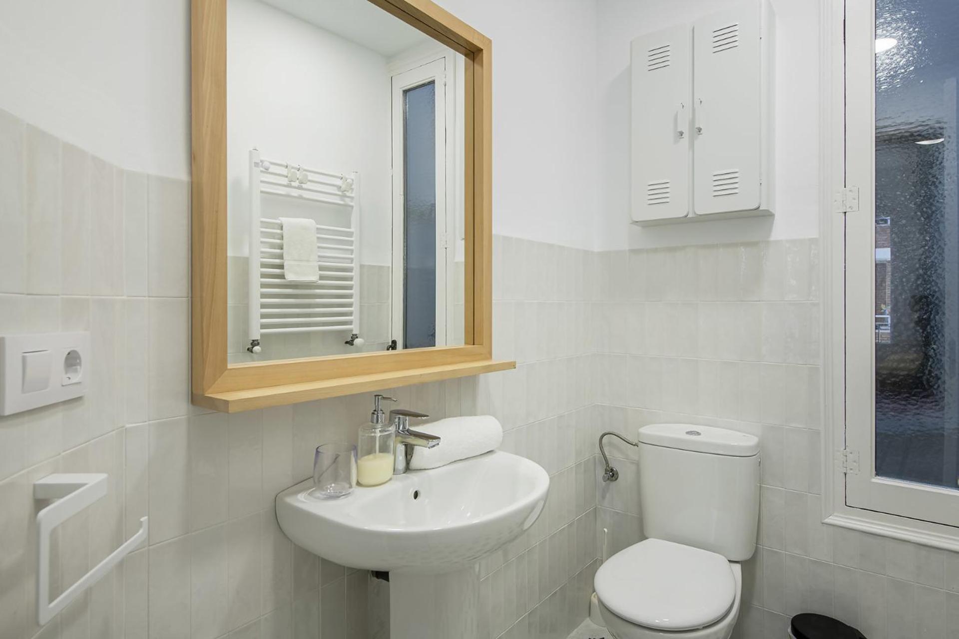 Cycle Haven Apt In Girona Center Eksteriør billede